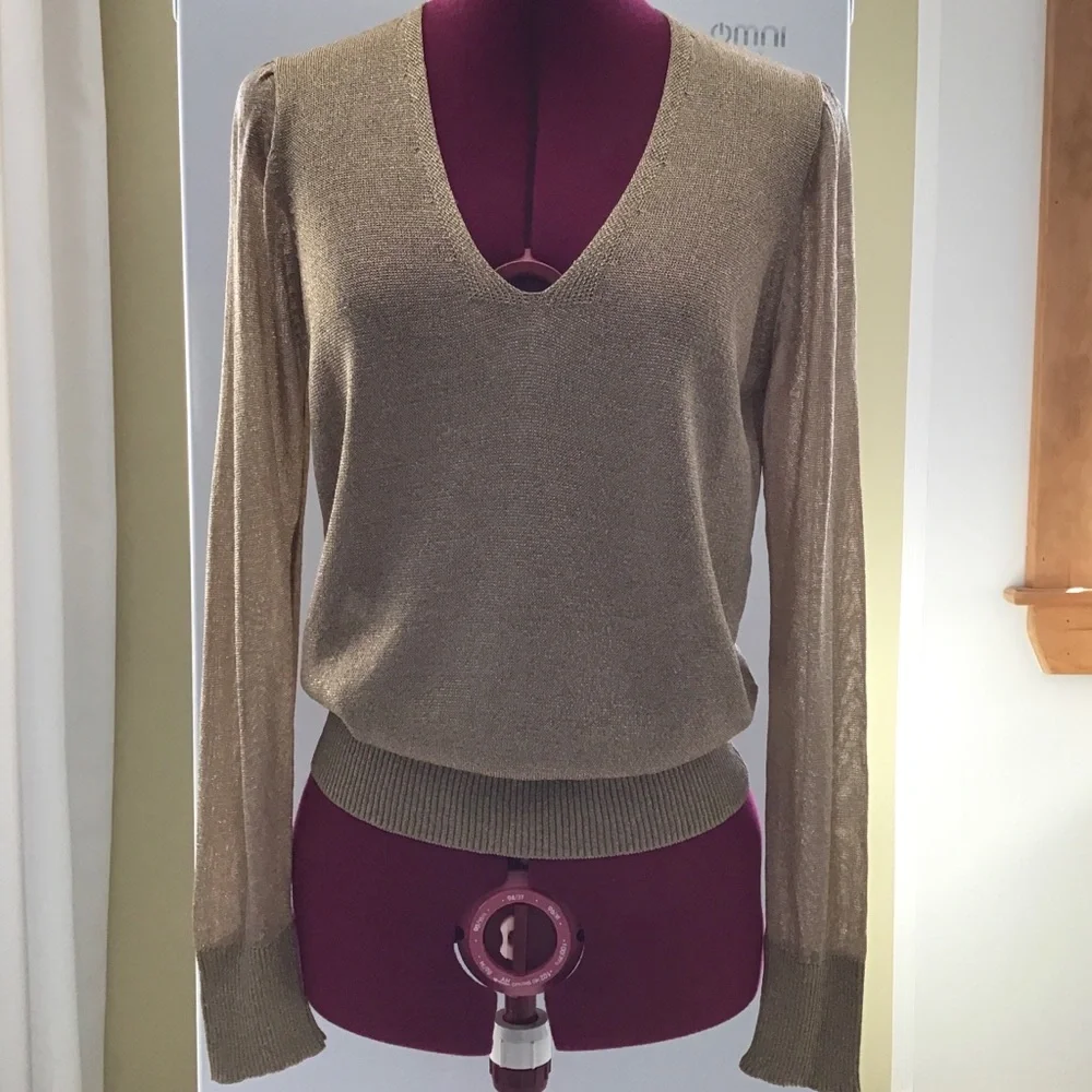 Olsen Europe Gold Metallic V-Neck Women's Sweater Size S-M / 8 - Picture 1 of 10